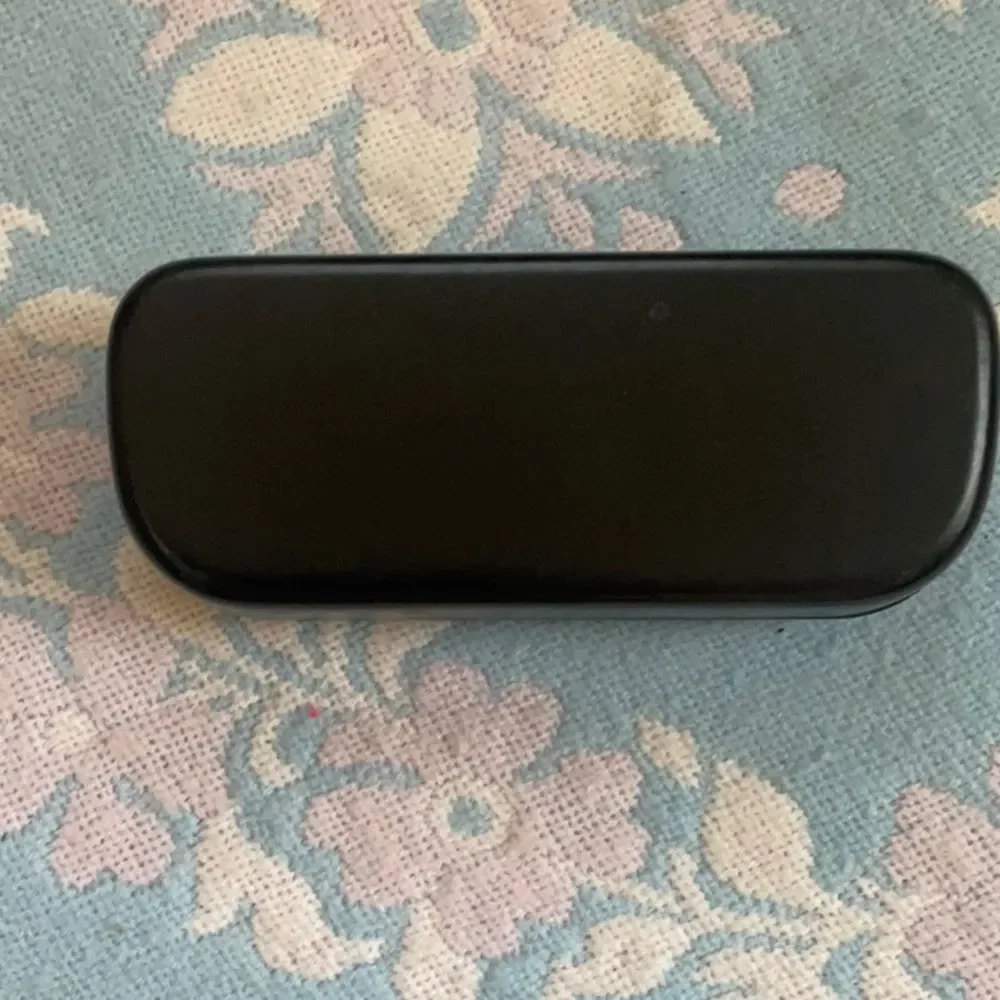 Coach Clamshell Black Sunglass Case